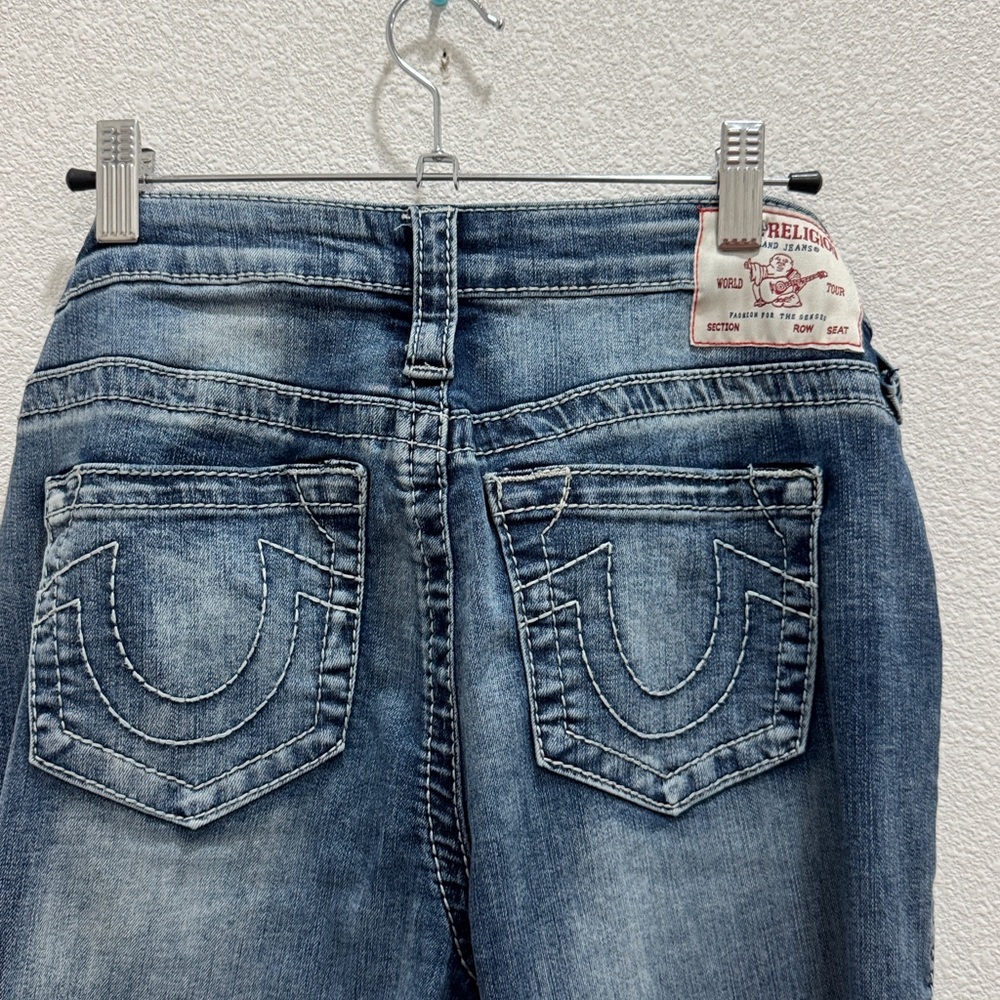 True Religion Becca Bootcut Jeans Light  Distressed size 28
